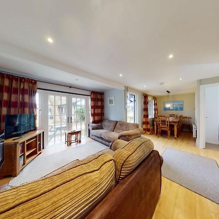25 Tudor Court, Tolroy Manor Χέιλ Εξωτερικό φωτογραφία